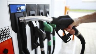 Петролът поевтиня след подписването на споразумението между САЩ и Иран