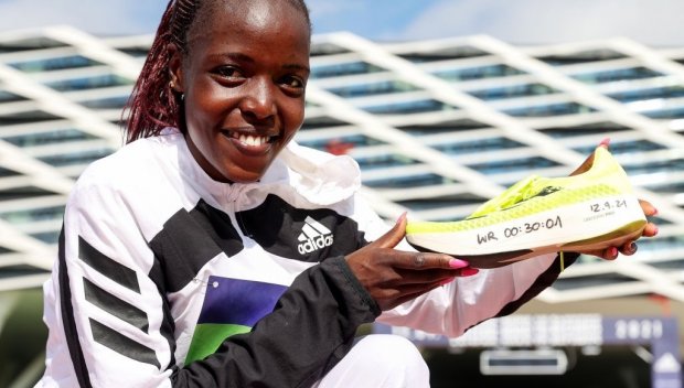 Полицията в Кения арестува съпруга на убитата атлетка Агнес Тироп