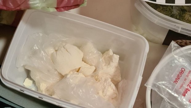 Заловиха голямо количество наркотици в София