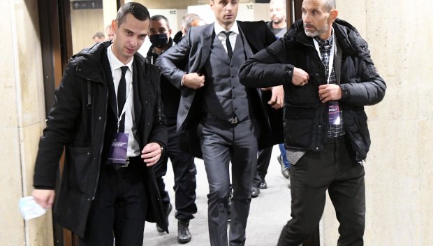 ПЪЛЕН ЦИРК: Изпълкомът вади от БФС клубове от подписката на Бербатов, една трета май са обърнали курса