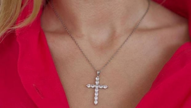 Как да носим кръстче правилно