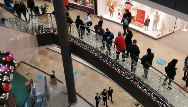 Психолог: За младежите молът е новият храм, а забавлението - тяхното евангелие