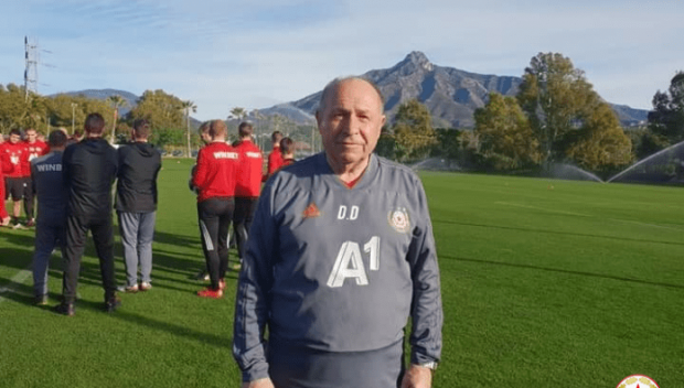 Приеха в болница легендарния бай Добри от ЦСКА