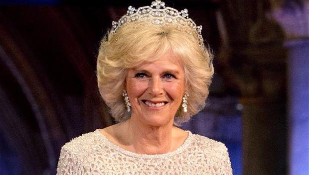 Кралица Камила разказа как е нападната от мъж във влак