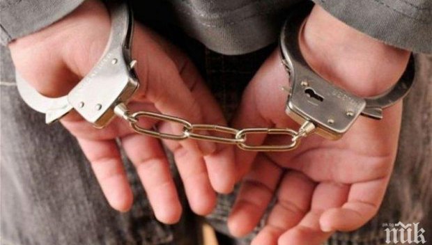 Криминалисти задържаха рецидивист, пласьор на дрога