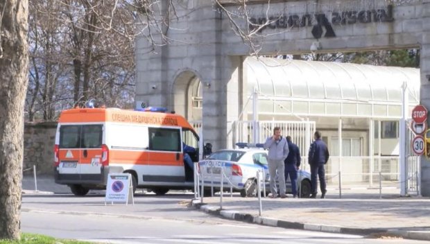 Инцидентът във военния завод Арсенал е станал пред очите на сина на загиналия мъж