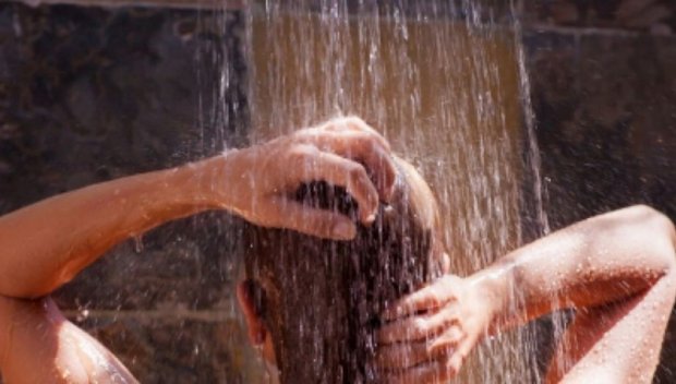 Учени от Харвард: Къпането с гореща вода пази от инсулт и инфаркт!