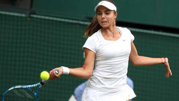 СТРАХОТЕН УСПЕХ: Вики Томова надви бивша №5 в света