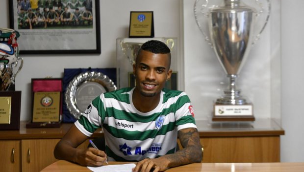 Черно море привлече двама португалци и бразилец