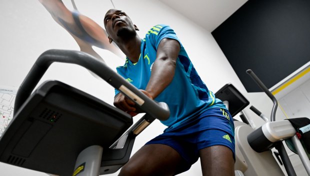 Пол Погба с хеттрик от синове (СНИМКА)