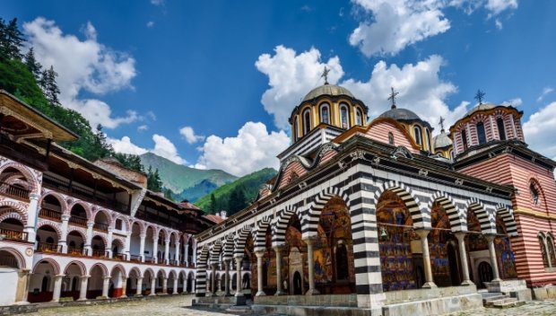 Възстановено е движението по пътя Кочериново – Рилски манастир