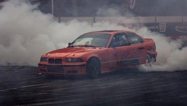 18-годишен джигит навъртял четири акта за дрифтове