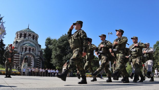 Плевен изпраща военни в Босна и Херцеговина (СНИМКИ)