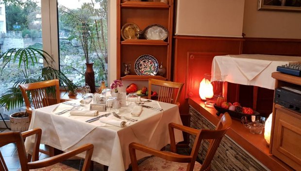 Руснаците спряха да ходят на ресторанти