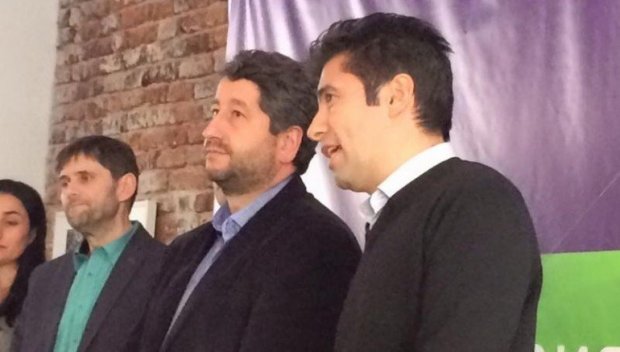 ИЗВЪНРЕДНО И ПЪРВО В ПИК: ПП и ДБ обмисляли обща парламентарна група, за да вземат първия мандат. Трудоустройват за пенсия Атанас Атанасов като шеф на НС. Как Борисов ще отвърне на рекета