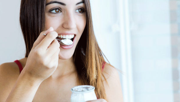 Японски професори установиха как киселото мляко пази зъбите здрави