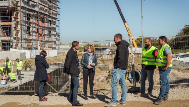 Фандъкова провери строителните дейности по изграждане на ул. Филип Кутев