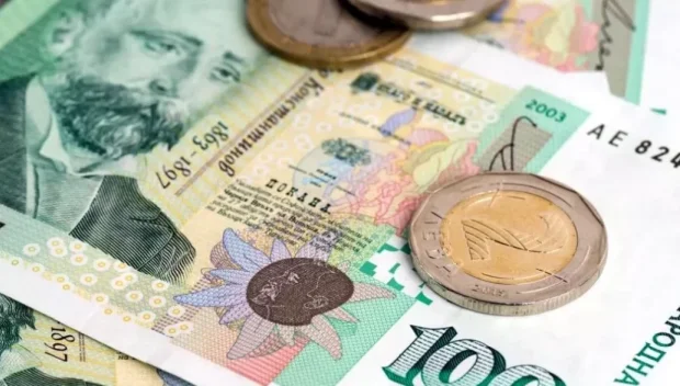 450 000 наемници се осигуряват на минимална работна заплата