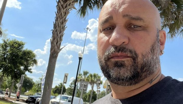 Щерката на Мишо Шамара става учителка