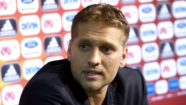 Стилиян Петров изригна: Тази българска футболна система е обречена