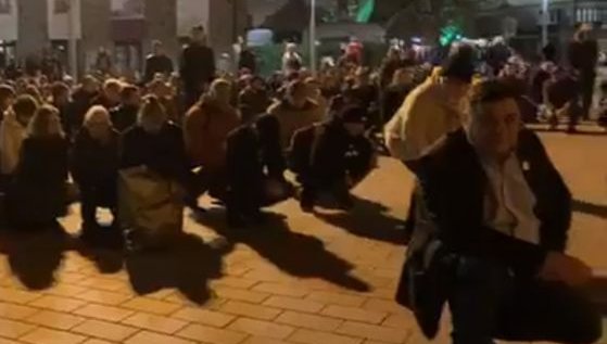 Журналистът Стефан Ташев: ДБ да получат мандата, като коленичат отново пред Дондуков 2