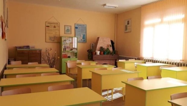 КРАТКА РАДОСТ: Фалшива заповед разпусна учениците в Русе