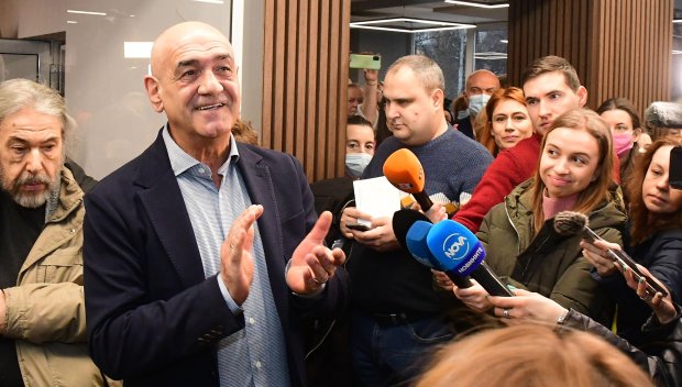 Хвърлилият оставка шеф на Св. Иван Рилски: Болницата е за пример и е нормално да има апетити към нея