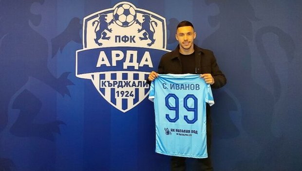 Лудогорец надцака Левски и ЦСКА за национал