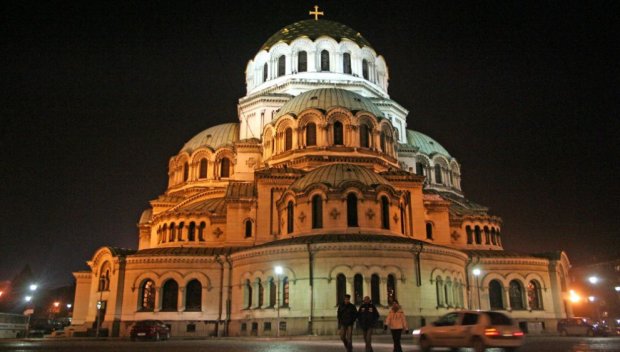 Извънредни мерки за сигурност за Великденската литургия в храма Св. Александър Невски