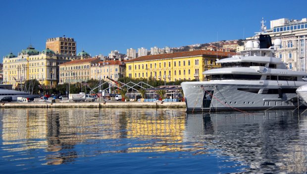 Взривиха мина от Втората световна война в морето край Риека