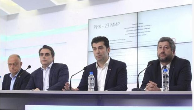 Татко Петко да не ги е набил всички смачкани “лидери” от брифинга днес?!