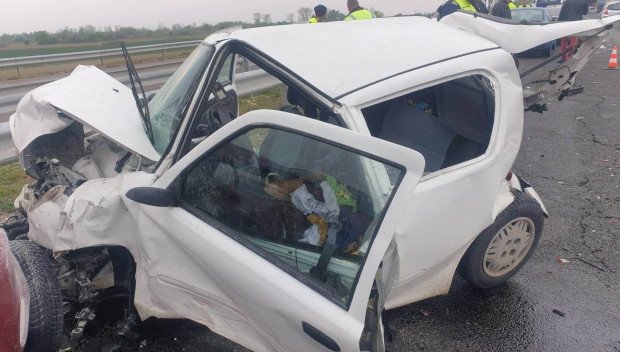 Коланите са спасили семейството, което пострада при верижната катастрофа на магистрала Тракия