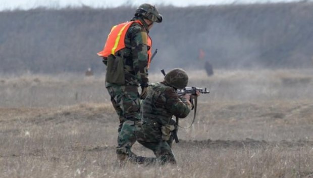 Двама убити при стрелба на военен полигон в Япония