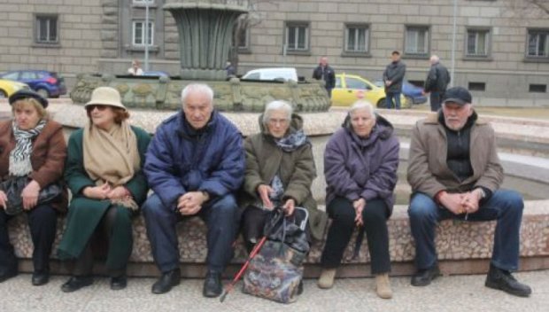 Дойде времето пенсионерите да си направим една своя мафия, пардон – партия