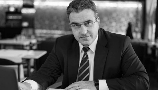 Писателят Александър Урумов: Либерализъм, който убива