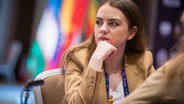 Нургюл Салимова надигра световната шампионка на първенството по блиц 