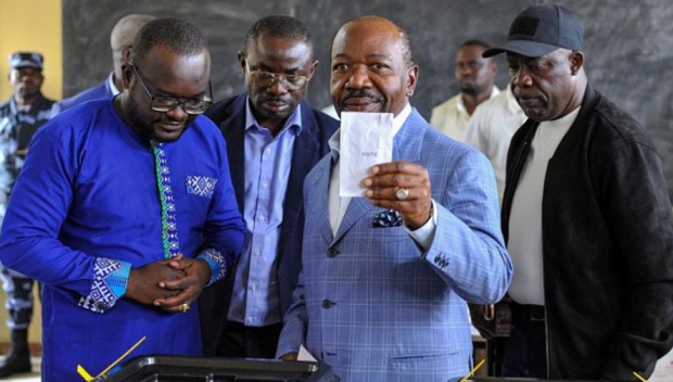 АФРИКА ПЛАМНА: Военен преврат и в Габон