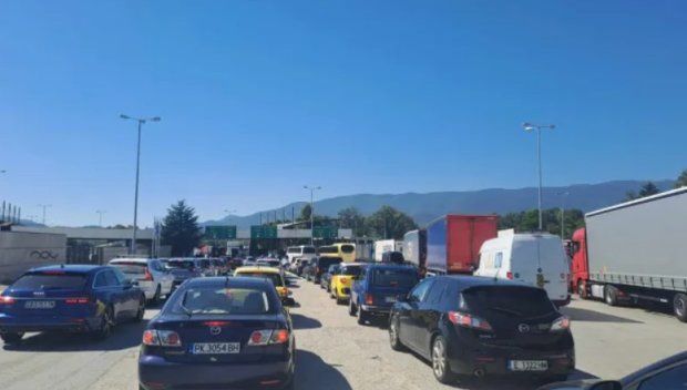 Отново блокада: Трети ден продължава протеста на гръцките фермери