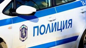 Арестуваха 17-годишен дрогиран на мотор
