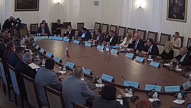 Здравната комисия подкрепи по-строг контрол върху износа на лекарства