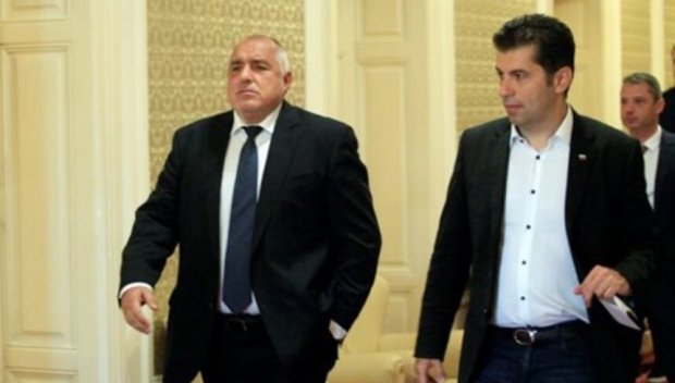 УНИЗИТЕЛНИТЕ врътки на ГЕРБ, ППДБ и ДПС са...