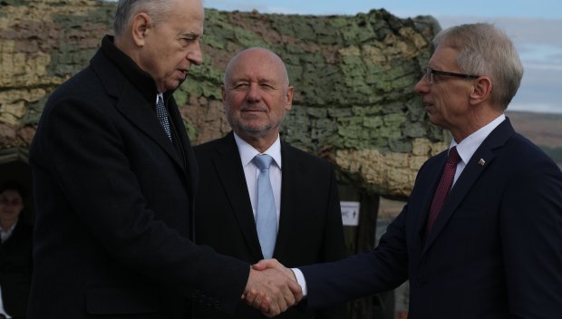 Денков рапортува пред НАТО: България е готова да заеме достойно мястото си на Източния фланг на Алианса