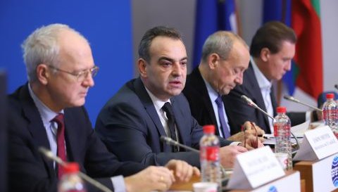 Тристранният съвет се събира, ето какво ще се обсъжда