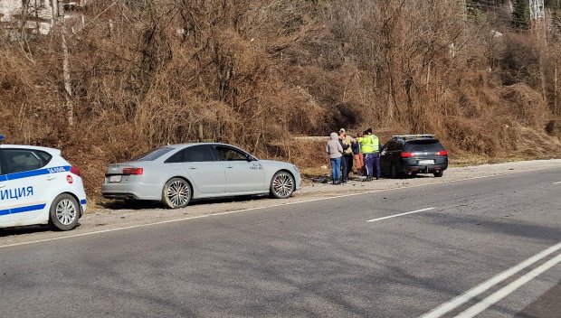Тежка катастрофа на входа на Владая (СНИМКИ)
