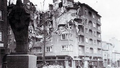 САЩ опустоши София преди 80 години. Бутнахме единия паметник, оставихме паметника на убийците...Никой политик не смее да почете паметта на жертвите