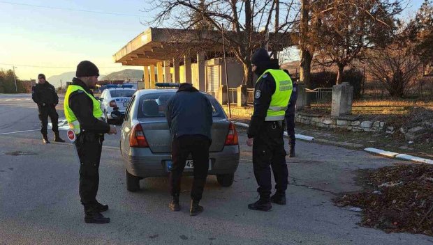 Масови арести в Сливен по полицейска акция срещу престъпността