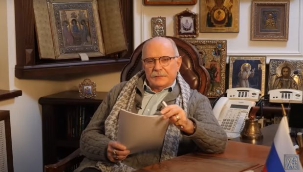 ДЕМОКРАЦИЯ ЛИ?! Евроцензорите срязаха гласа и на гениалния Никита Михалков