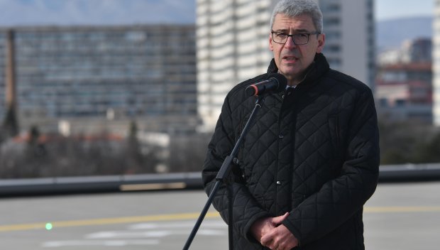 Вижте в какви безобразия е забъркан зам.-министър на здравеопазването