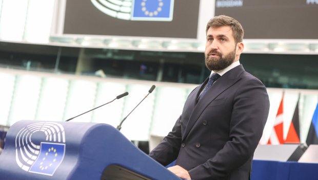 Брюксел прие предложението на Андрей Новаков камионите да се обработват за 60 секунди на границите