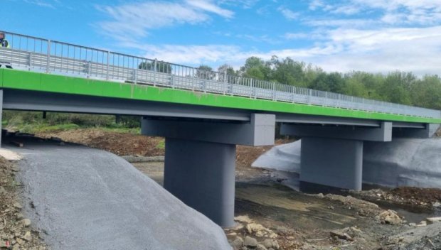 Завърши строителството на новия мост на пътя Царево–Ахтопол